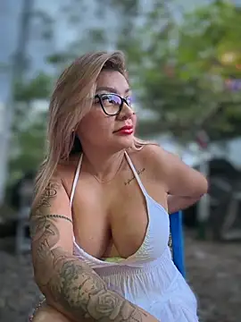 Foto porno Nebunii pe chat marca DIANITA_1988 pe KUR.ro