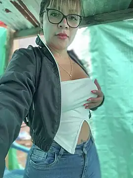 Foto erotica #1359780 pe KUR.ro