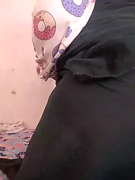 Foto porno Nebunii pe chat marca Dalou3a-69 pe KUR.ro