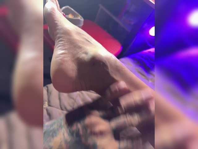 Foto porno Dami-Marya se dezbraca la web pe BongaCams pe KUR.ro