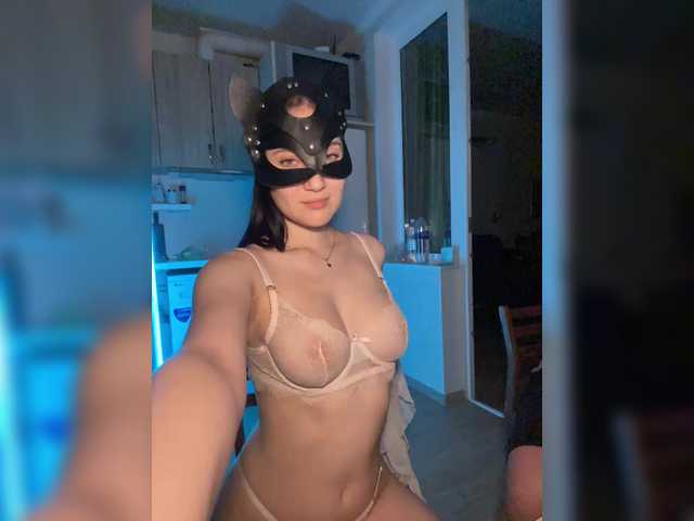 Foto porno DubleDuble se dezbraca la web pe BongaCams pe KUR.ro