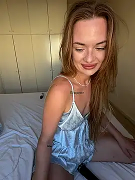 Foto porno Nebunii pe chat marca ElenaRebelle pe KUR.ro