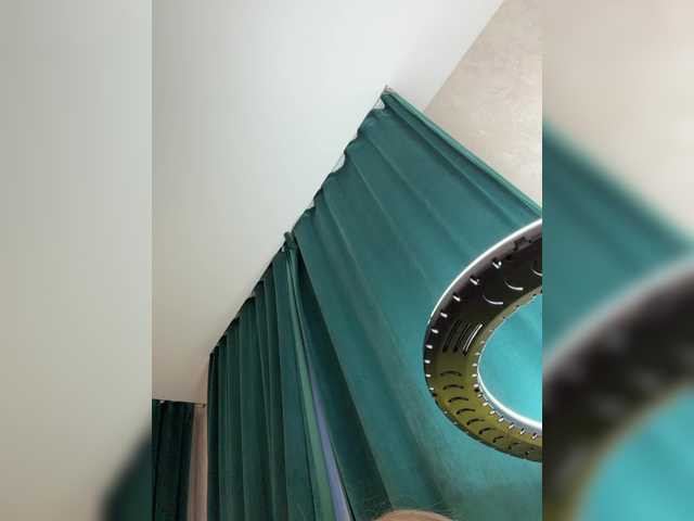 Foto porno Ellidi se dezbraca la web pe BongaCams pe KUR.ro