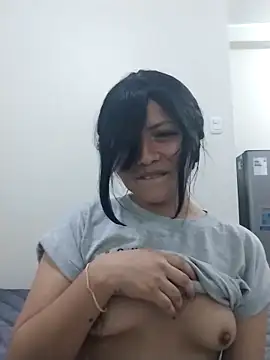 Foto porno Elsa_sweet descoperita pe video chat pe KUR.ro