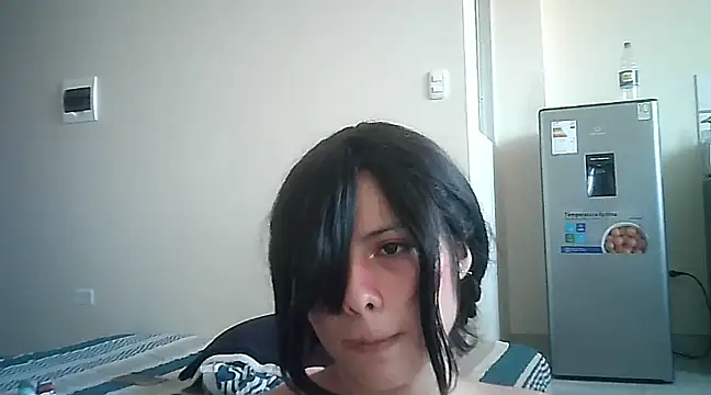 Foto porno Elsa_sweet descoperita pe video chat pe KUR.ro