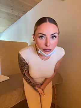 Foto erotica #1205678 pe KUR.ro