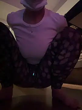 Foto porno Ce sexy este EmaSalis pe KUR.ro