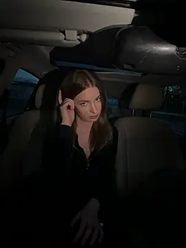 Foto porno Ce sexy este EvieEvans pe KUR.ro