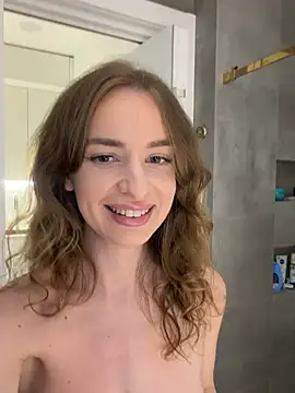 Foto porno Ce sexy este EvieEvans pe KUR.ro