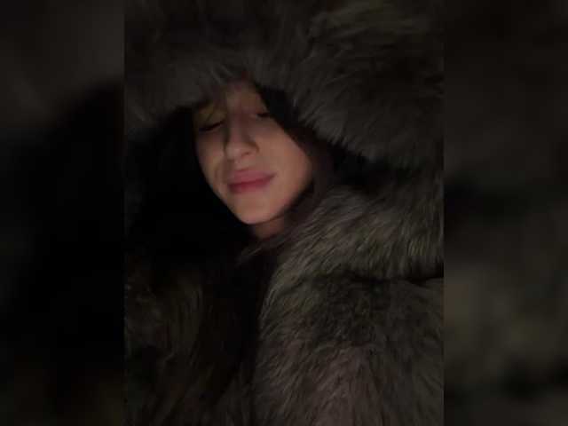 Foto porno EwaBrown ne arata tot la camera pe KUR.ro