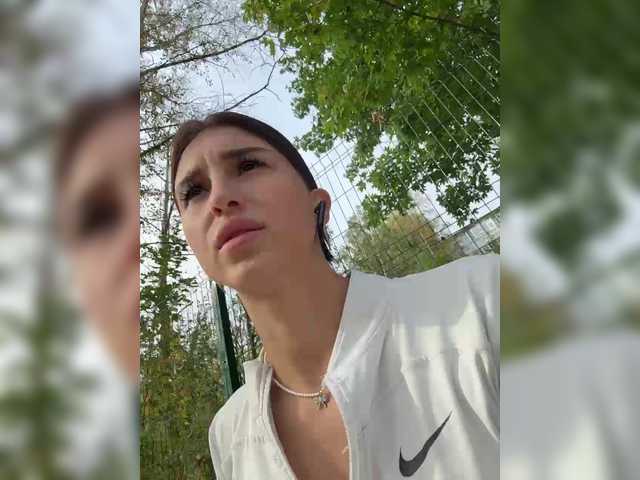 Foto porno Discutii intime cu EwaBrown pe KUR.ro