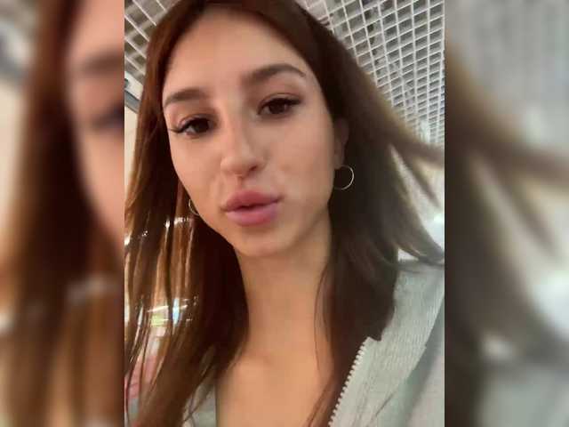 Foto porno Discutii intime cu EwaBrown pe KUR.ro