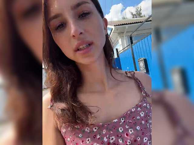 Foto porno Discutii intime cu EwaBrown pe KUR.ro