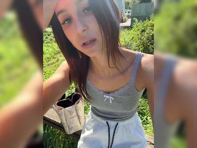 Foto porno Discutii intime cu EwaBrown pe KUR.ro