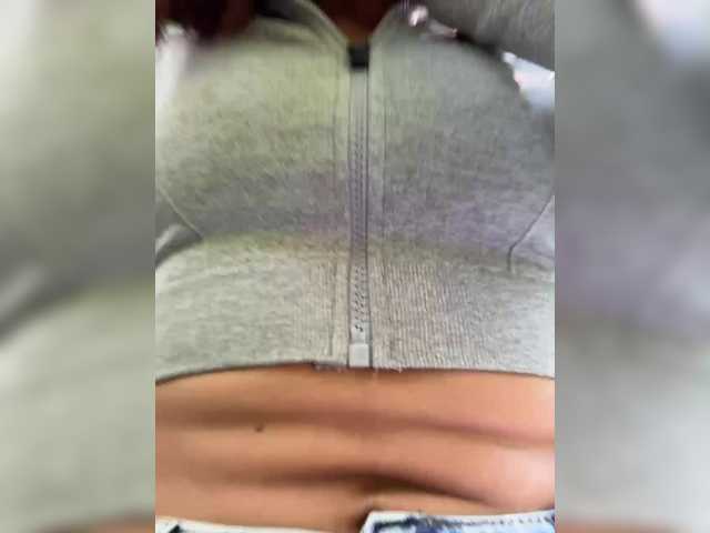 Foto porno Discutii intime cu EwaBrown pe KUR.ro