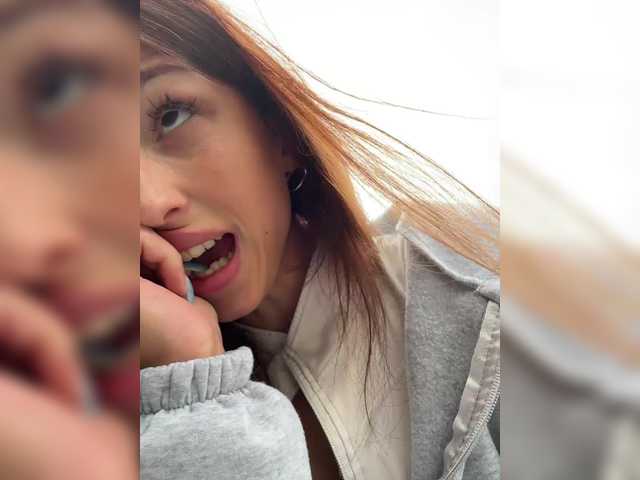 Foto porno Discutii intime cu EwaBrown pe KUR.ro