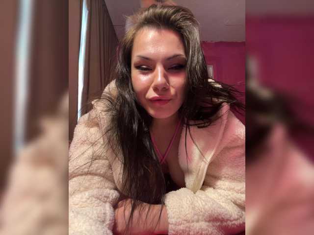 Foto porno Nebunii pe chat marca Family707 pe KUR.ro