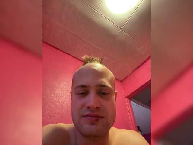Foto porno Nebunii pe chat marca Family707 pe KUR.ro