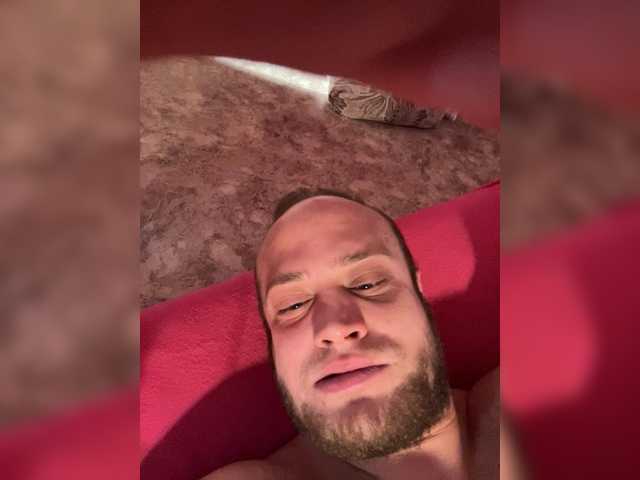 Foto porno Nebunii pe chat marca Family707 pe KUR.ro