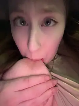 Foto porno Ganduri murdare cu TokionaJoe pe KUR.ro