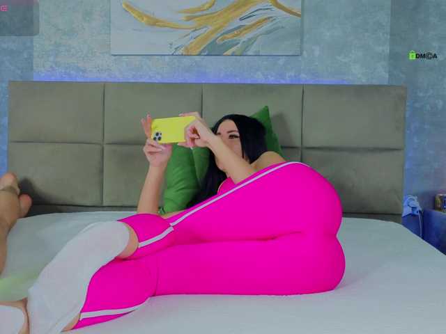 Foto porno Gold-Couple2 ne arata tot la camera pe KUR.ro