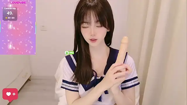 Foto porno Discutii intime cu GouGou-111 pe KUR.ro