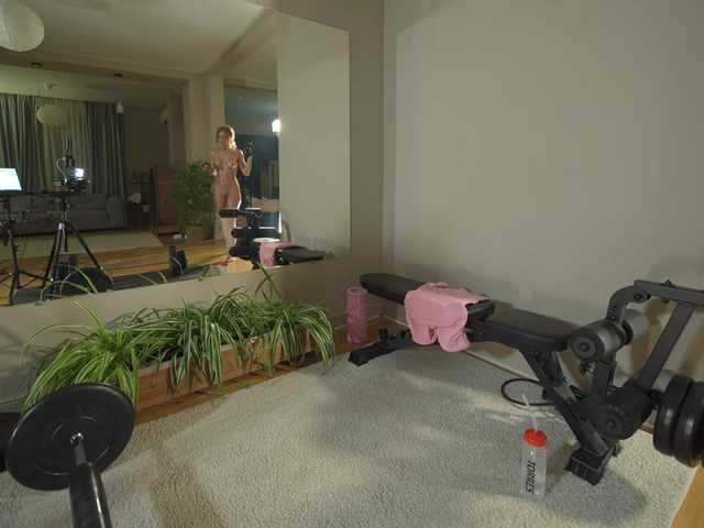 Foto porno Discutii intime cu HEYBANANA pe KUR.ro