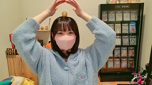 Fantezii cu HIKARI_x0 pe StripChat