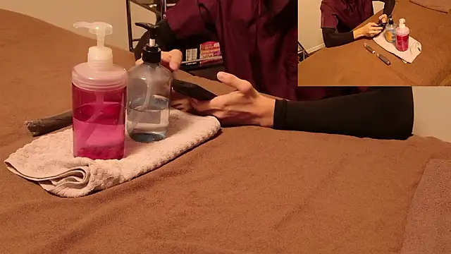 Foto porno Hanabi-hentai descoperita pe video chat pe KUR.ro