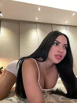 Foto porno Sex online cu HannaBeckett pe KUR.ro