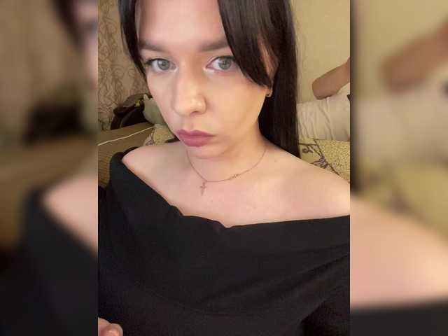 Album foto porno HellMor descoperita pe video chat