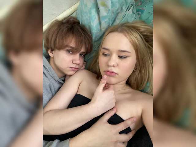 Foto porno HoneySavage se dezbraca la web pe BongaCams pe KUR.ro