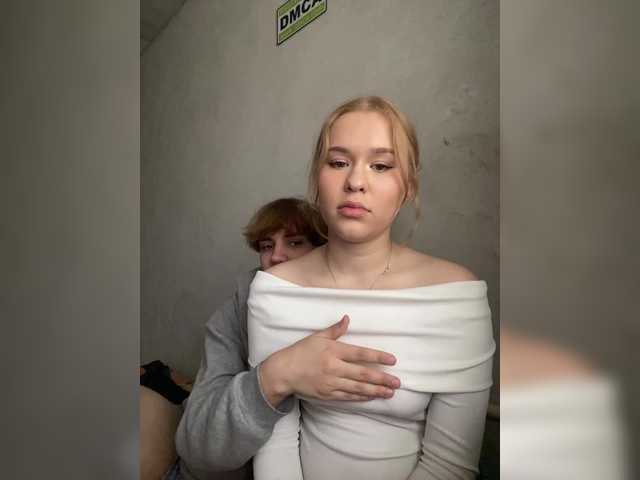 Foto porno HoneySavage se dezbraca la web pe BongaCams pe KUR.ro