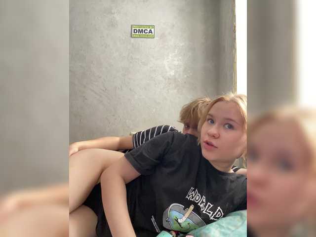 Foto porno HoneySavage se dezbraca la web pe BongaCams pe KUR.ro