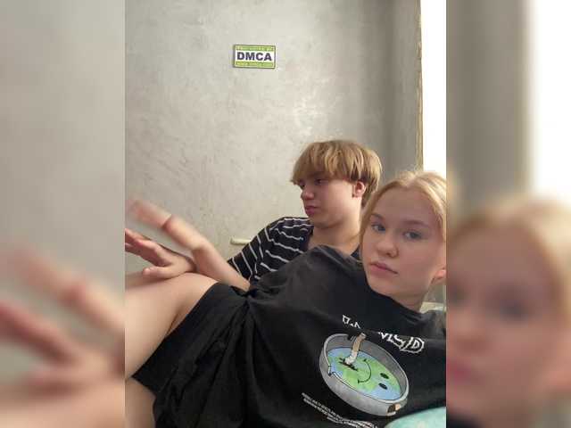 Foto porno HoneySavage se dezbraca la web pe BongaCams pe KUR.ro