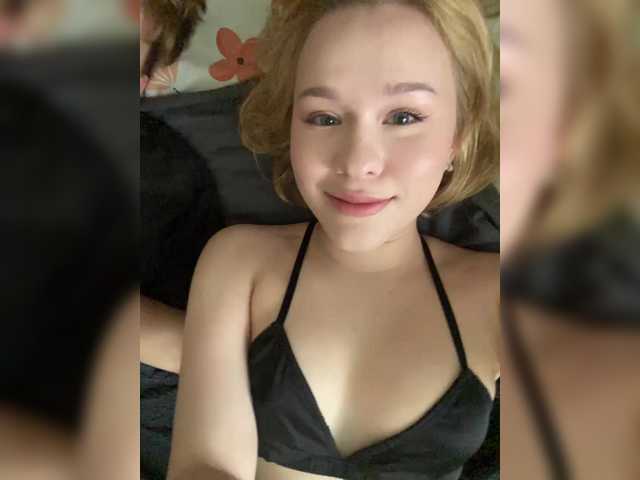 Foto porno HoneySavage se dezbraca la web pe BongaCams pe KUR.ro