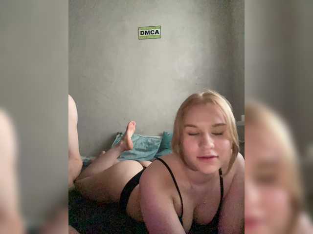 Foto porno HoneySavage se dezbraca la web pe BongaCams pe KUR.ro
