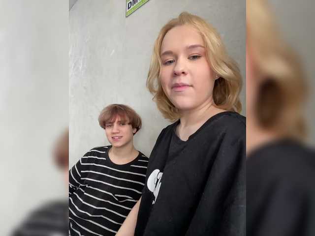 Foto porno HoneySavage se dezbraca la web pe BongaCams pe KUR.ro