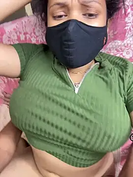 Foto porno Discutii intime cu Hot-AngoriBhabhi pe KUR.ro