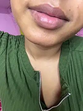 Foto porno Discutii intime cu Hot-AngoriBhabhi pe KUR.ro