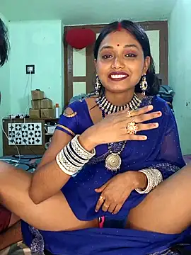 Foto porno Hot_Piya_1 se dezbraca la web pe StripChat pe KUR.ro