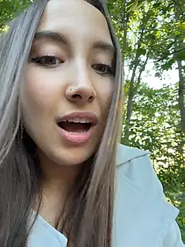 Foto porno ICrazyOneIRL ne arata tot la camera pe KUR.ro