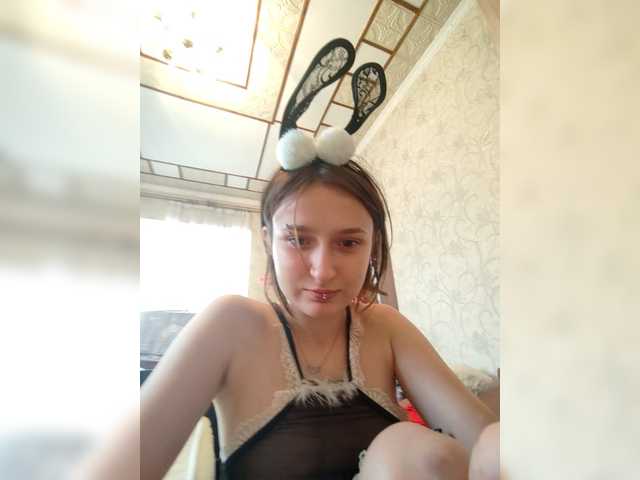 Ilyshavika2231 ne arata tot la camera