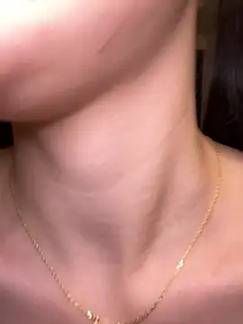 Foto porno Nebunii pe chat marca JOJO-operation_No1 pe KUR.ro