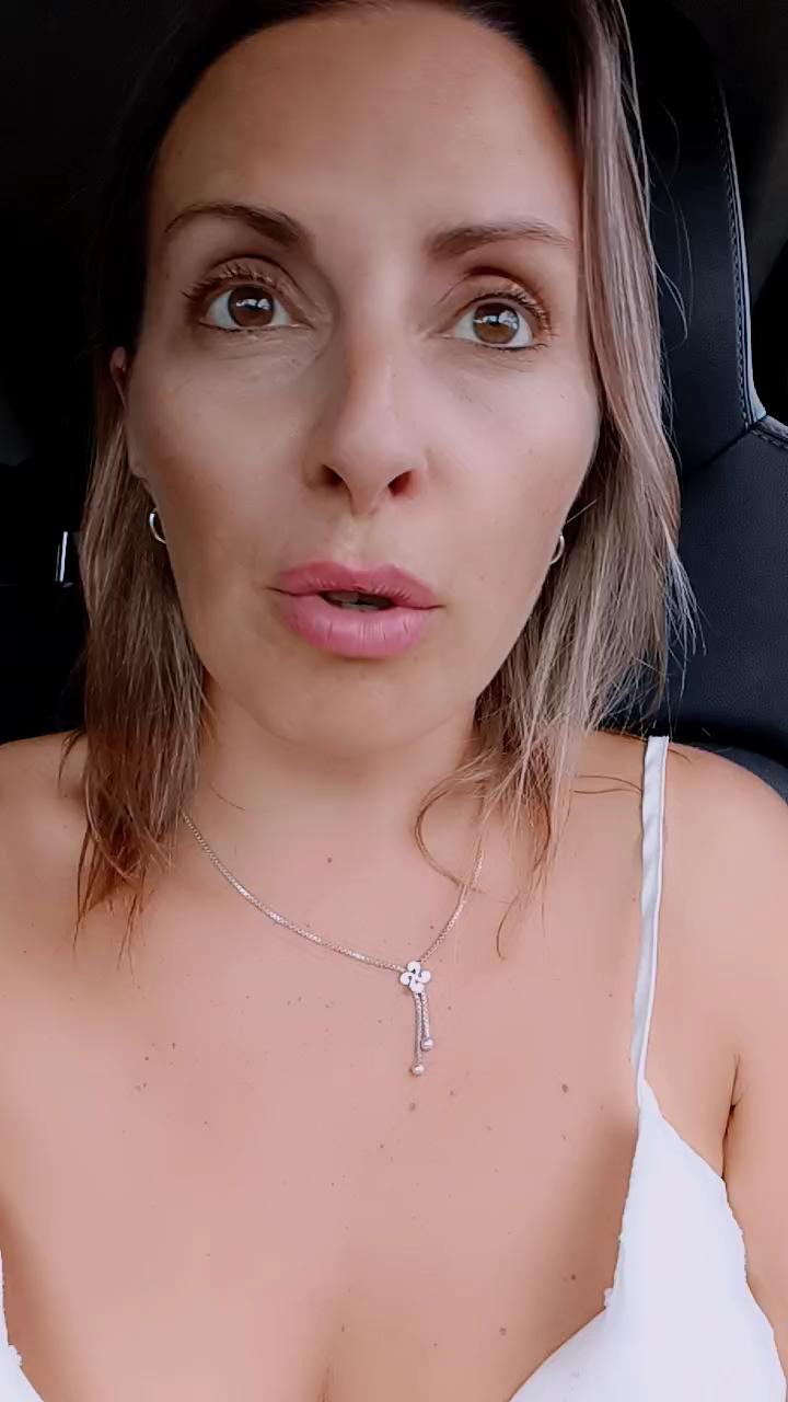 Foto porno Jade_emeraud ne arata tot la camera pe KUR.ro