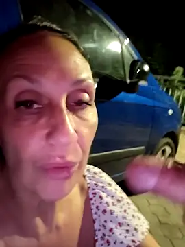 Foto porno Discutii intime cu JasmineNoir2 pe KUR.ro