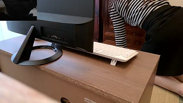 Foto porno Kakushi_dori se dezbraca la web pe StripChat pe KUR.ro