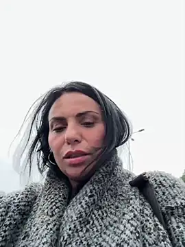 Foto porno Sex online cu KimKelly13 pe KUR.ro