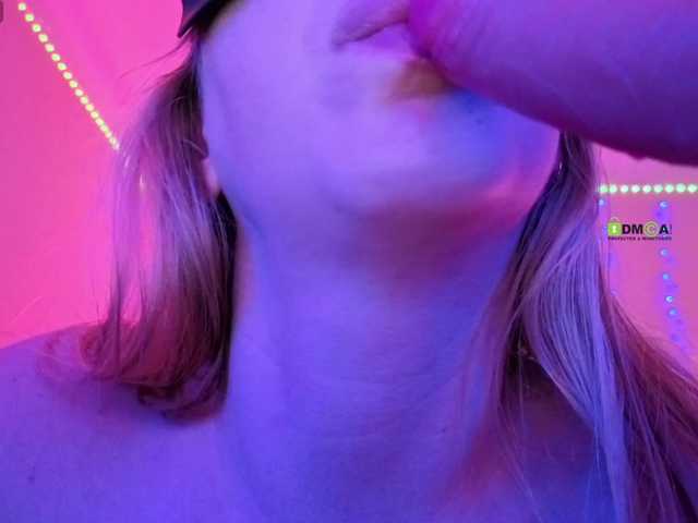 Foto porno Koketka ne arata tot la camera pe KUR.ro