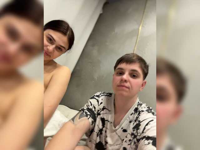 Foto porno Ce sexy este Kris-and-Vanessa pe KUR.ro